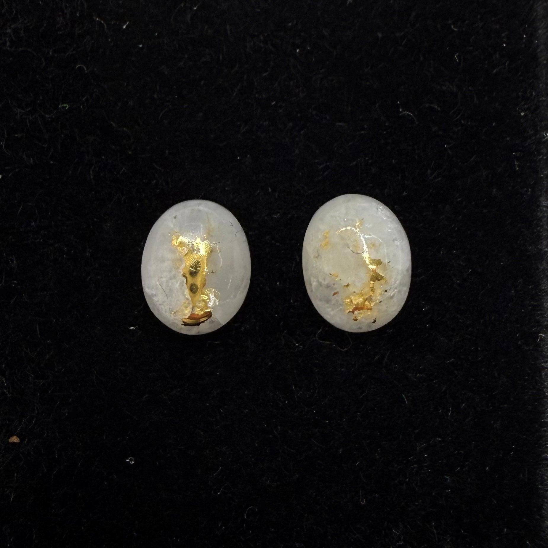 2.80ct pair of Oval Gold Vein Quartz