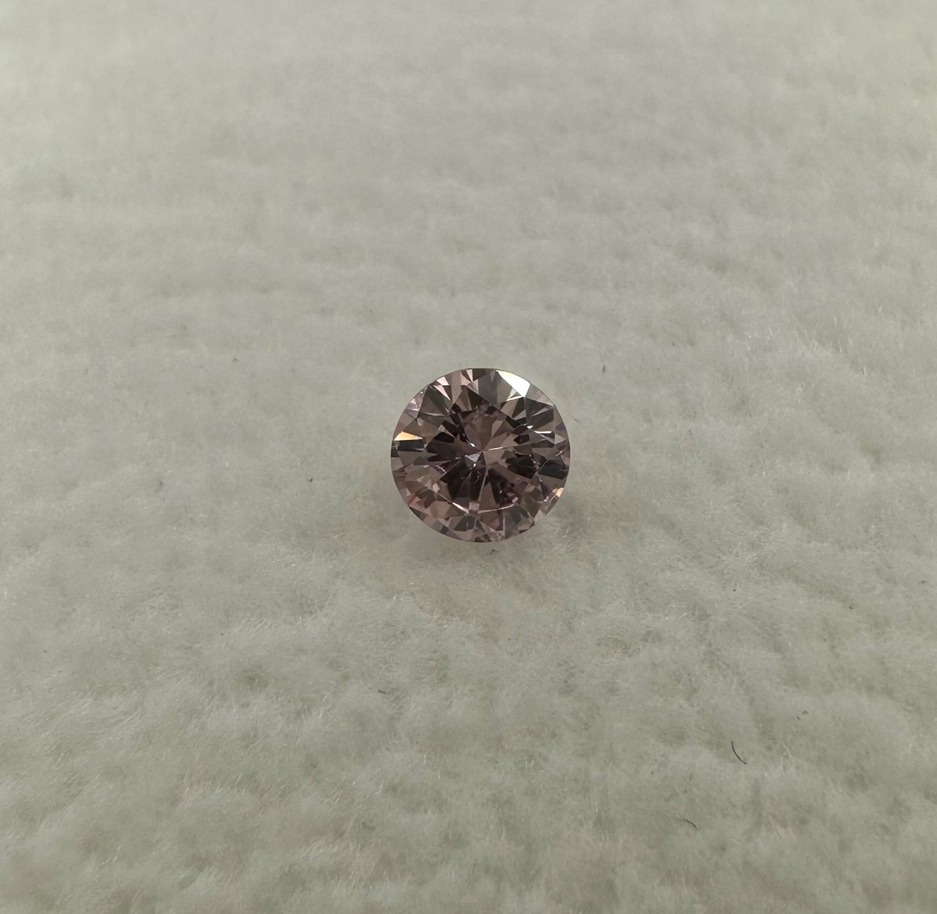 0.118ct round brilliant cut 7P Argyle Pink Diamond