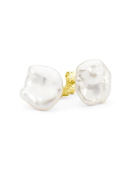 The Pebble Studs