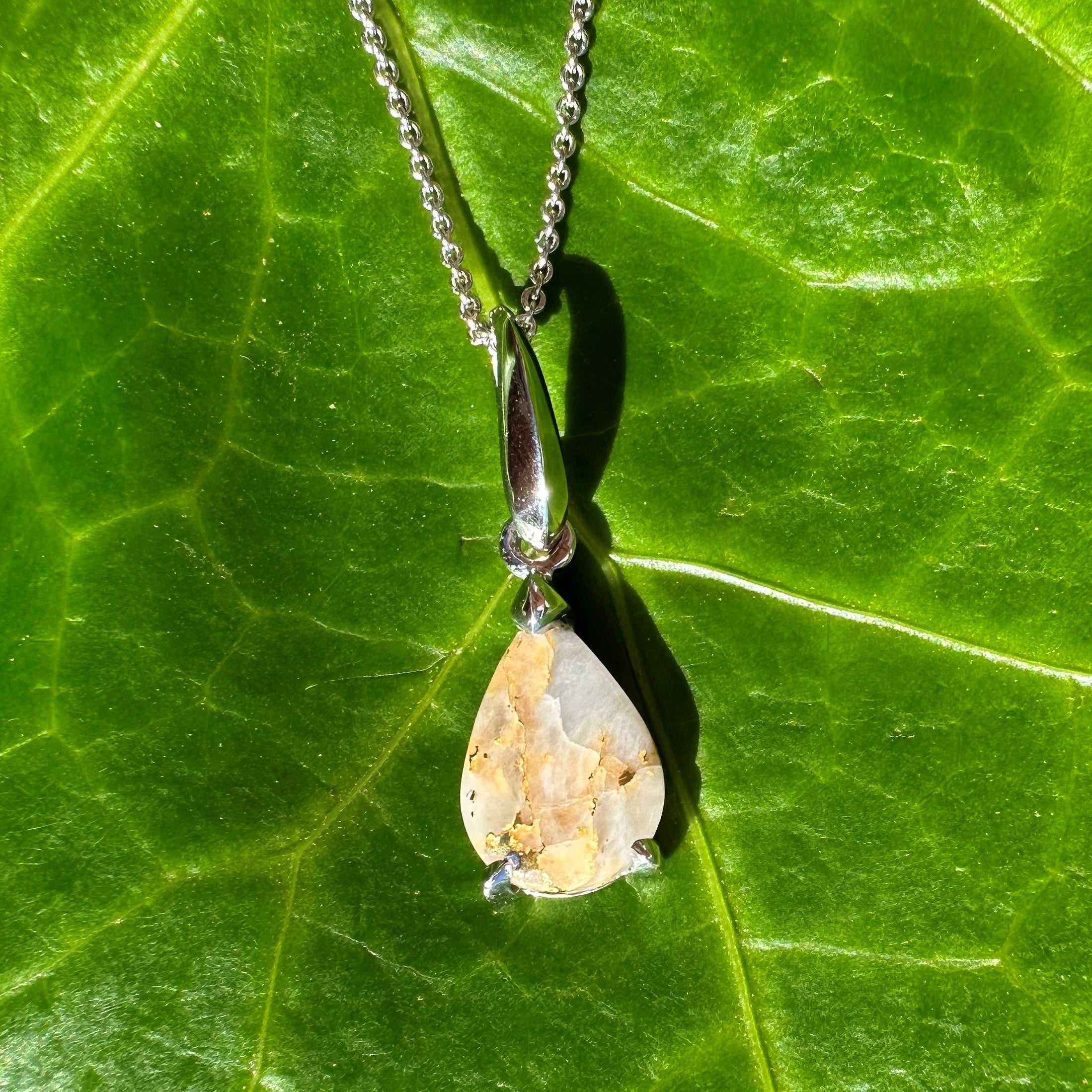 Pear Gold Quartz Pendant